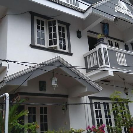 Gloria Homestay Kochi Exterior photo