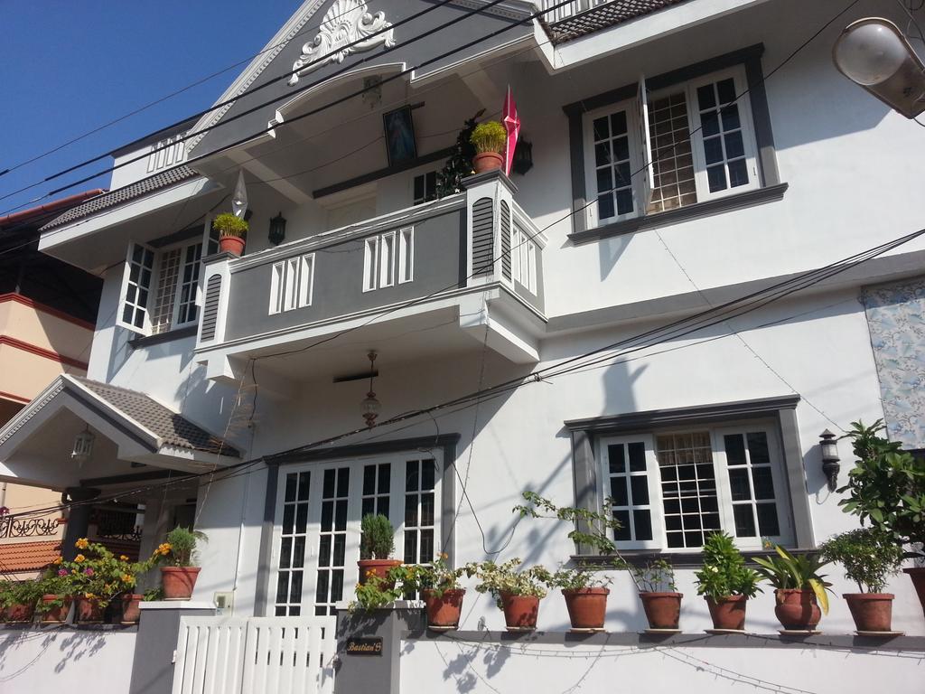 Gloria Homestay Kochi Exterior photo